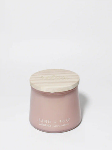 Gardenia 11 oz scented candle