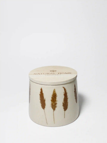 Amber & Fig Natural Home 7 oz scented candle