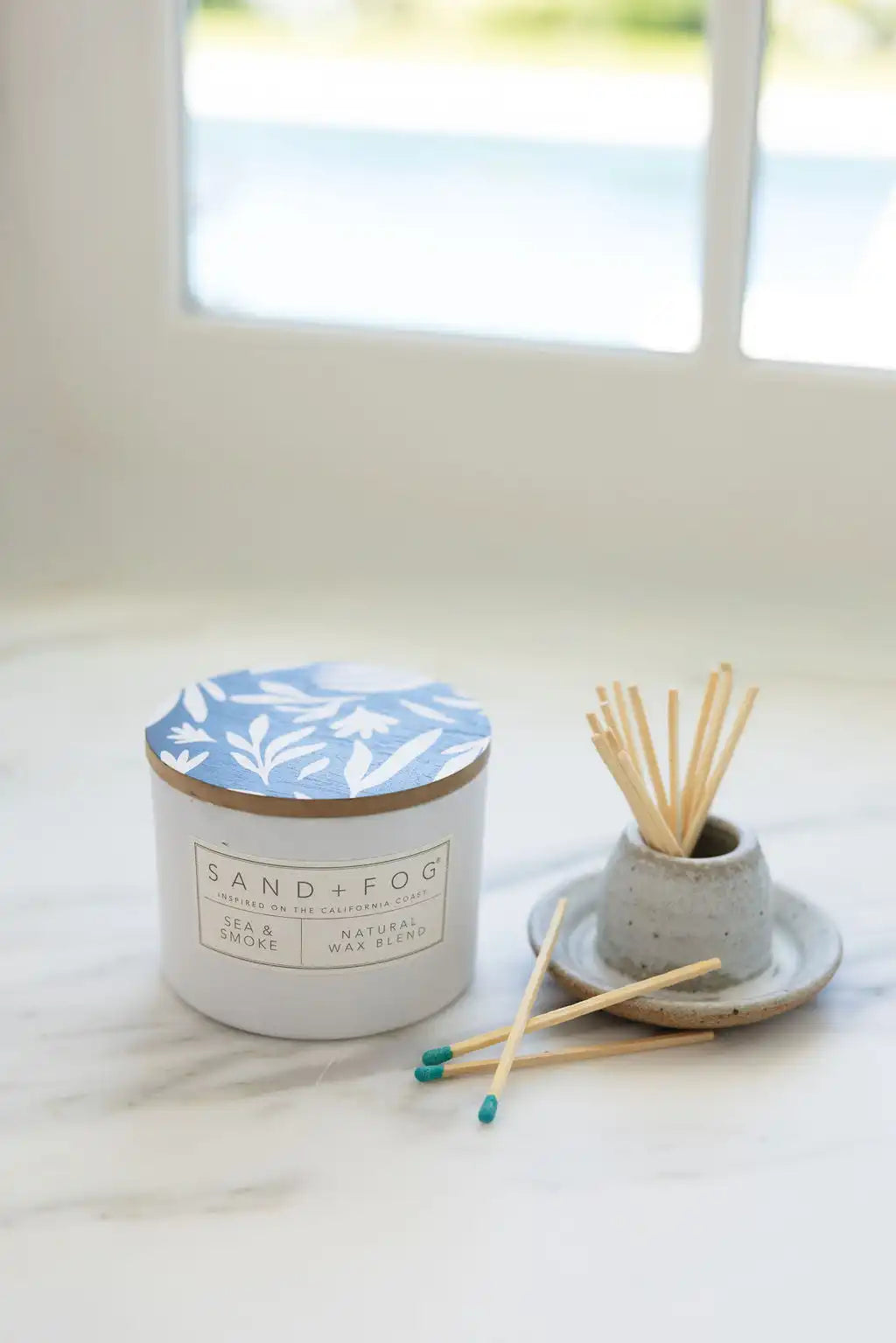 Sea & Smoke 12 oz scented candle